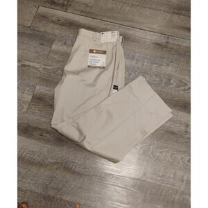 New Haggar Premium No Iron Khaki Men’s Dress Pants 38x30 NWT CLASSIC FIT